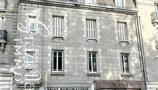 Murs d'un local commercial pâtisserie à Brive la Gaillarde 