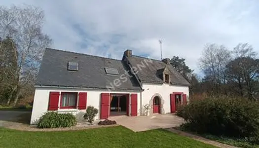 Propriété 7 pièces 141 m²