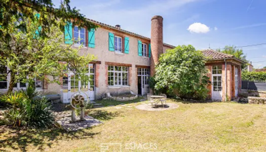 Maison 10 pièces 384 m² 