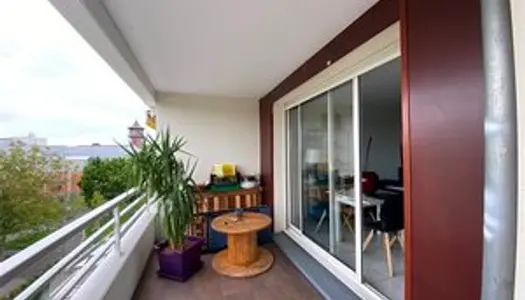 - HUNINGUE - F3 meublé de 64 m² avec balcon -