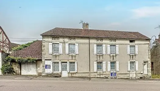 Maison - Villa Vente Saulieu   75000€