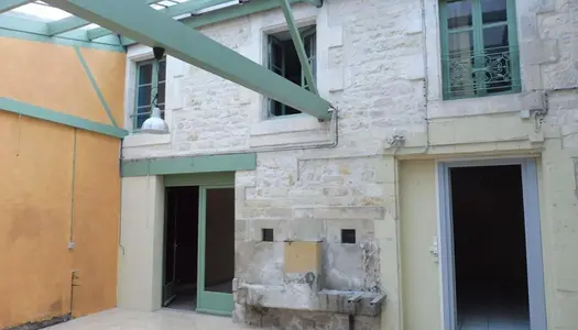 Vente Maison 156 m² à Saint Savinien 226 000 €