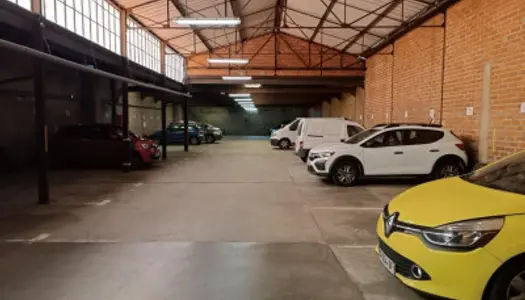 Parking/box 750 m² 