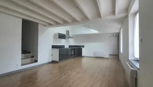 Appartement nu à Côté du Sacré Coeur 