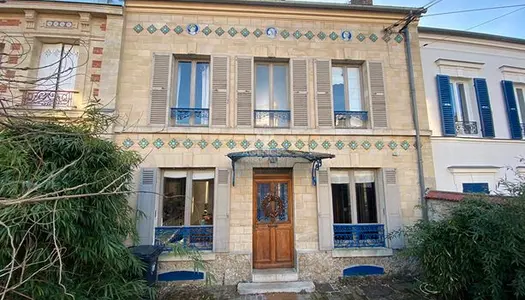 Maison 10 pièces 200 m² 