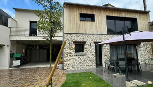 Maison 6 pièces 176 m² 