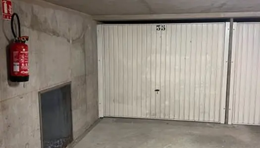 Vente garage box Caluire 