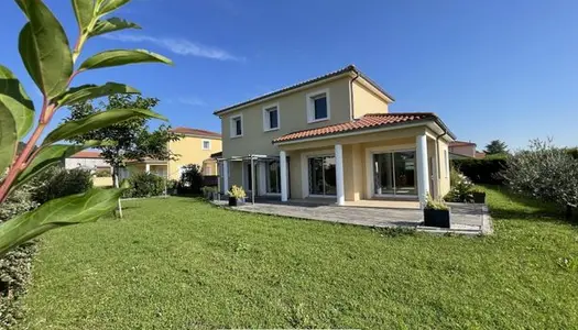 Maison 6 pièces 145 m² 