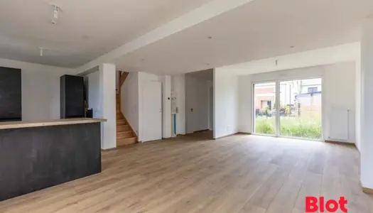 Maison 5 pièces 106 m² 