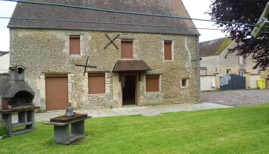 Dpt Calvados (14), à vendre proche de SAINT PIERRE SUR DIVES maison P3 de 100 m² 