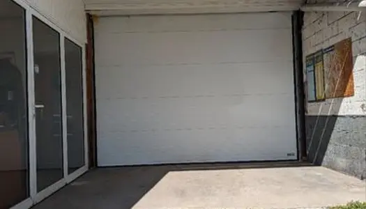 Emplacement garage sécurisé
