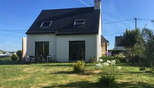 Maison à louer à Ploemeur - Juillet 2024 - 1200 Euros