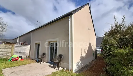 Maison à vendre Plogonnec- 86 M2- 4 pièces - 3 chambres - jardin - garage