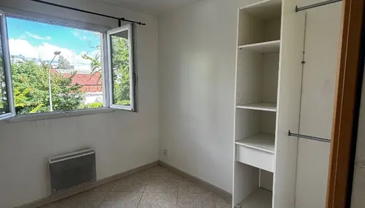 Appartement L Hay Les Roses 1 pièce(s) 24 m2 