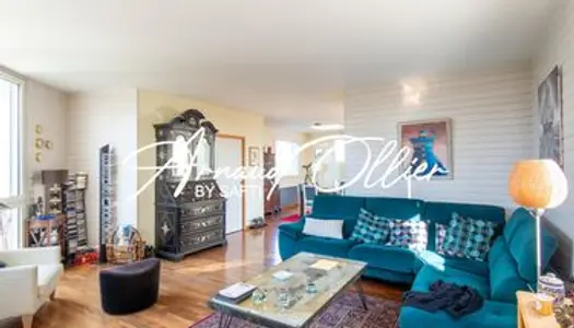 Propriété 8 pièces 253 m² 