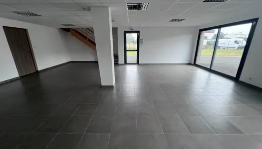 Local commercial 804 m²