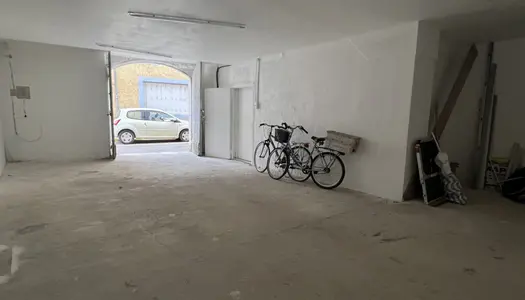 Garage 49 m² 