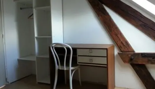 Location d'une chambre meublée 