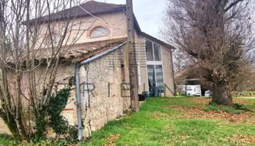 Propriété 6 pièces 198 m² 