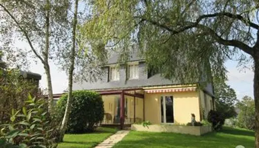 Villa 8 pièces 200 m²