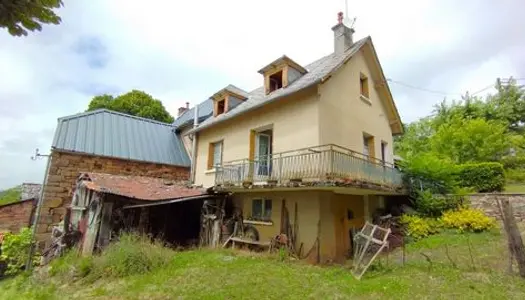 Maison à rénover de 170m² + hangar + terrain 6000  