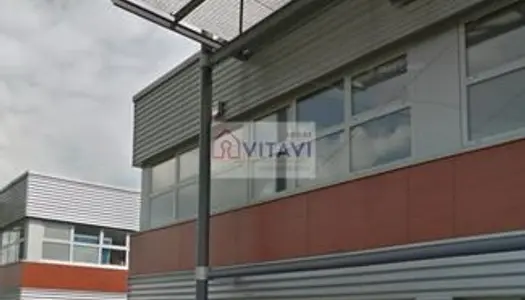 Local commercial 484 m² 