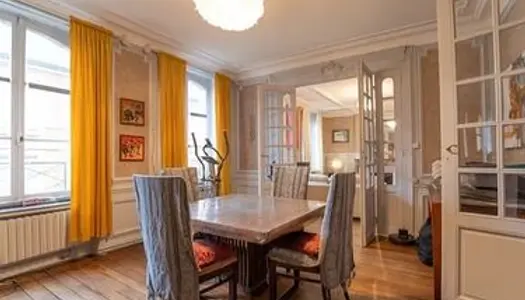 Coup de coeur & rare - appartement type haussmanien 