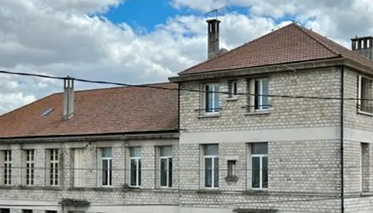 Vente immeuble 1.000 m² Varennes-Sur-Seine (77130) 998.000