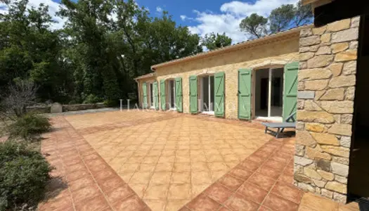 Maison 6 pièces 240 m² 