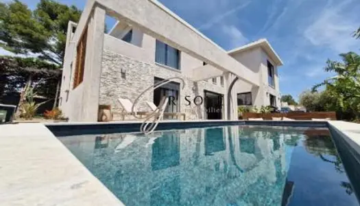 Villa 5 pièces 150 m² 