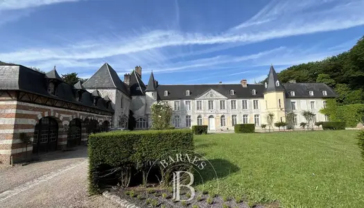 Château 1400 m² 