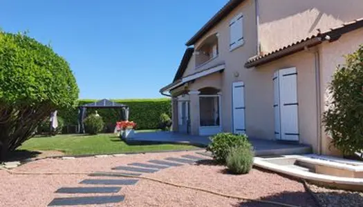 Magnifique maison familiale avec grand sous sol