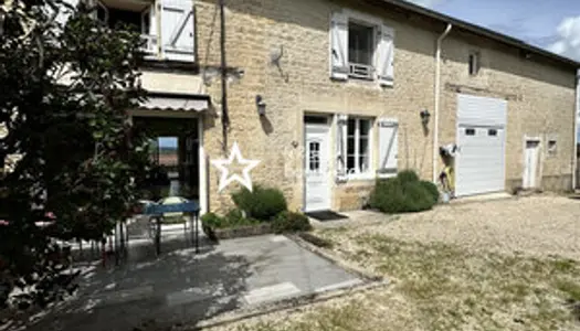 Bienvenue dans cette maison de campagne 