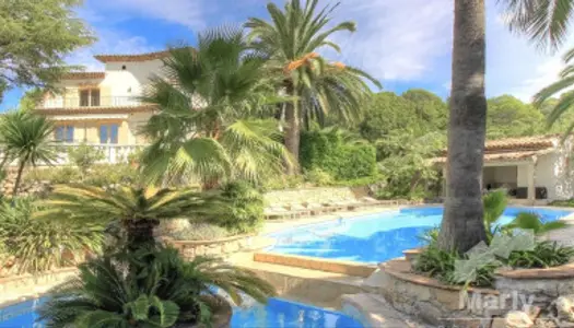 Mougins magnifique maison Provençale 6 pièces avec piscine 