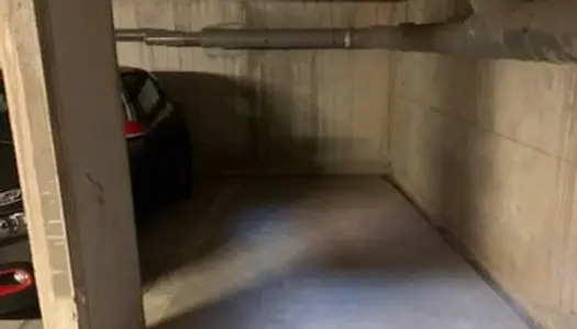 Place parking souterrain 