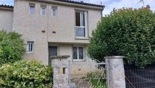 Maison - Villa Location Le Passage 4p 78m² 750€