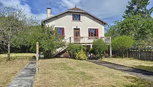 A VENDRE LAVELANET MAISON BOURGEOISE AVEC CACHET 