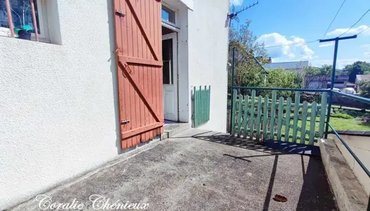 Maison de caractère avec 5 garages 