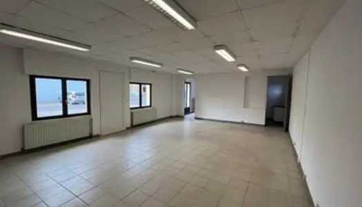 Bureau 100 m² 