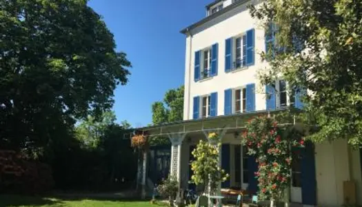 Maison 10 pièces 268 m²