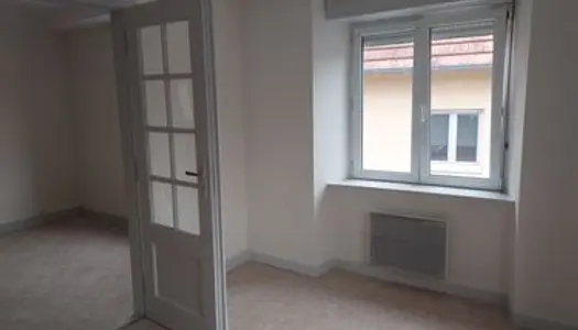Location appartement F4 TROISFONTAINES 