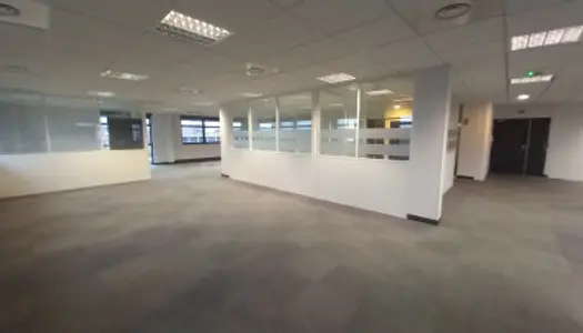 Bureaux 3205 m²