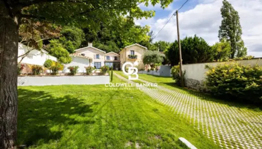 Cambes: maison en pierre de taille, 10 pièces, 5 ch, piscine 