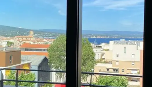 T2 neuf meublé centre ville La Ciotat vue mer 