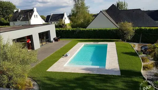 Maison 8 pièces 330 m² 