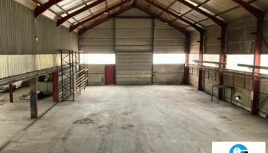 Local commercial 600 m² 