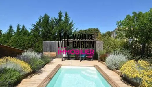 Exclusivité ! Maison 4 pièces, piscine, terrain de 2 400 m² e