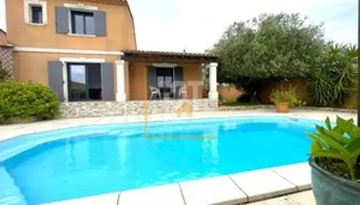 Villa de type 5 - R+1 de 125 m² sur terrain env 500 m² 