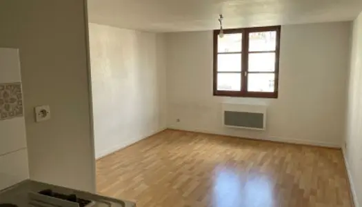 Studio 1 pièce 19 m² 