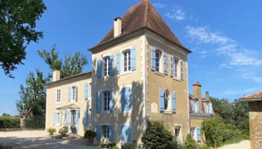 Château 5 pièces 550 m²